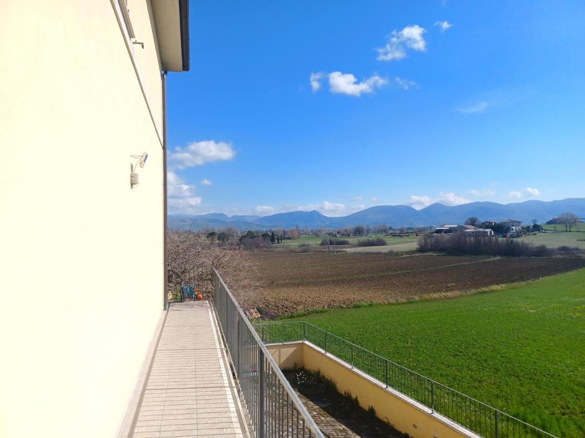 Casavacanze Mevania Villa Bevagna Bagian luar foto